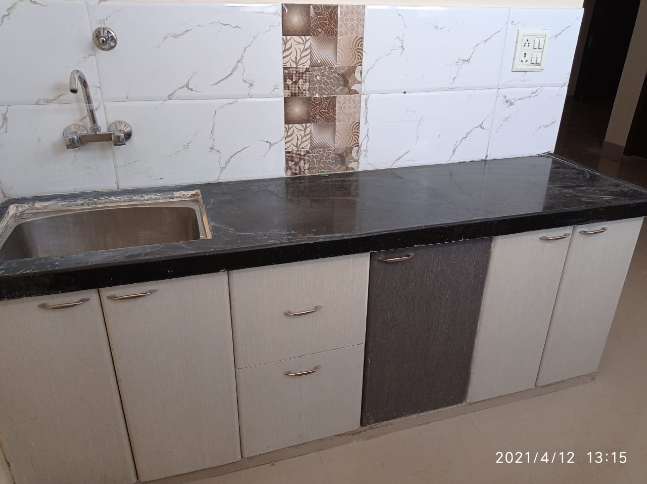 3 BHK Semi Furnished Flat for Rent Near Vivek Vihar Metro-Vivek Vihar Metro Station-Jaipur